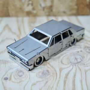 組み立てて作る本格クラシックカー